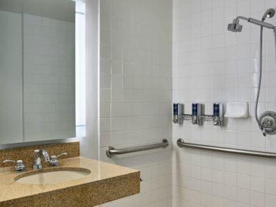 Four Points By Sheraton Midtown 3*